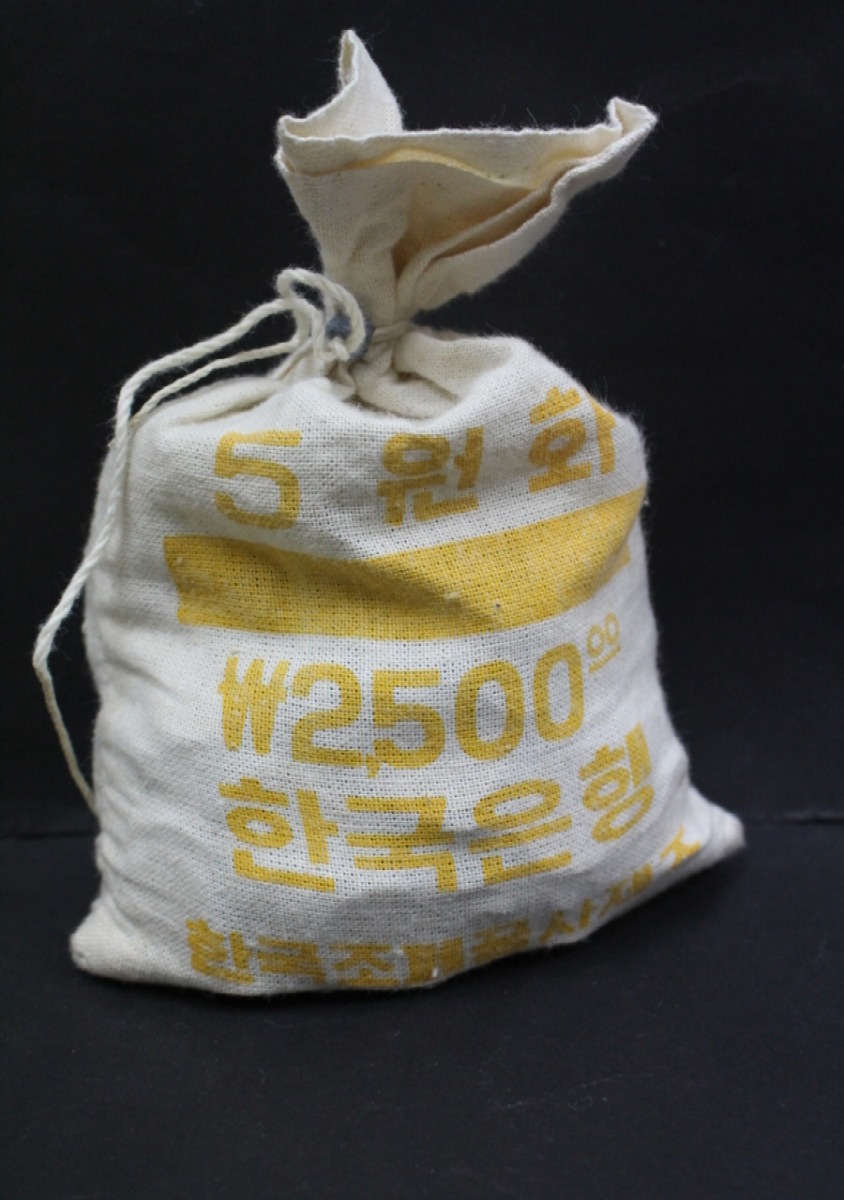 한국 1983년 5원 (오원) 500개 들이 관봉 한자루