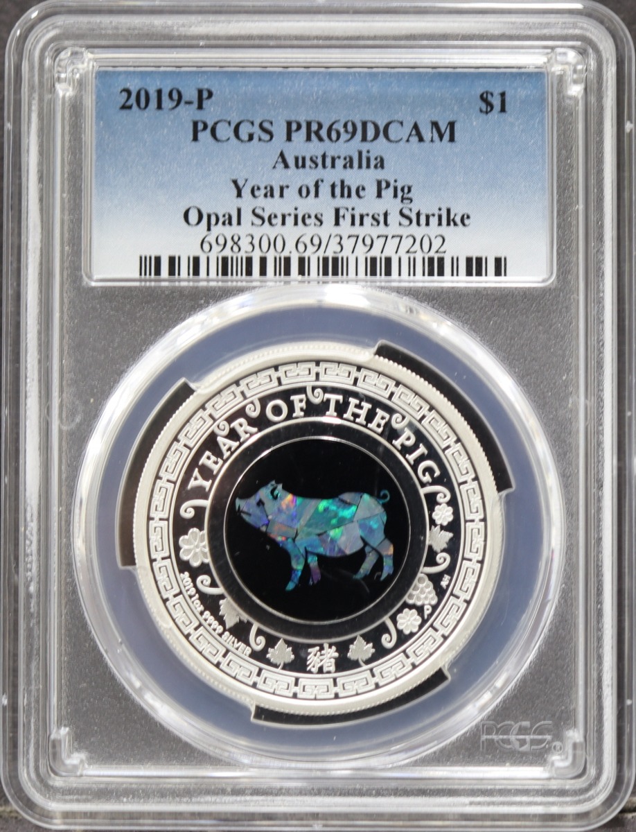 호주 2019년 돼지의해 오팔 (보석, Opal) 삽입 은화 PCGS 69등급