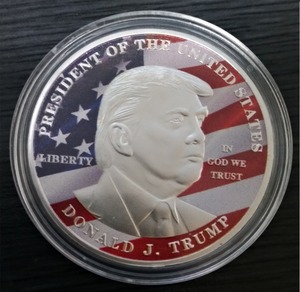미국 트럼프 미국 국기 도안 은도금 동메달