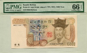 한국은행 라 5000원 4차 오천원 초판 빠른번호 100 백번대 182번 PMG 66등급